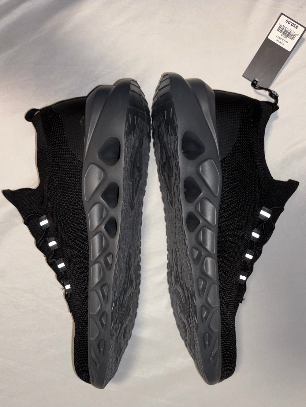 Men's Athletic Slip-On Knit Sneakers in Black